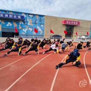 邁好“第一步” 城陽公安舉行新招錄輔警崗前培訓結(jié)業(yè)典禮