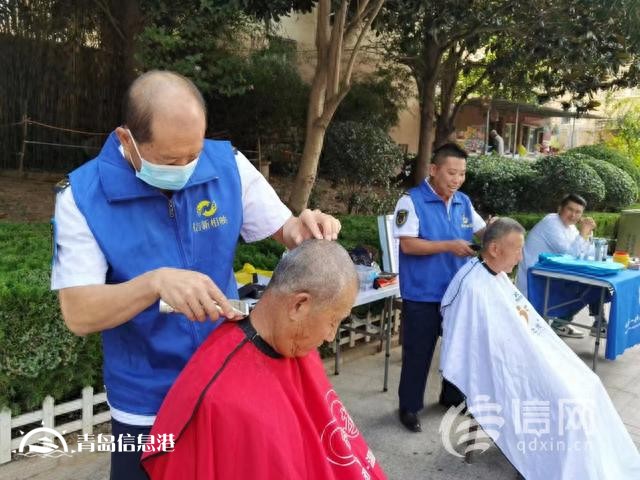 信新相映走進(jìn)少山路社區(qū) 家電維修“專業(yè)戶”讓居民幸福感滿滿