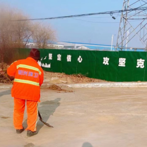 清理道路積土，營(yíng)造干凈整潔的城鎮(zhèn)環(huán)境