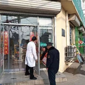 嚴(yán)厲打擊“小廣告”，推動(dòng)“小廣告”整治 常態(tài)化