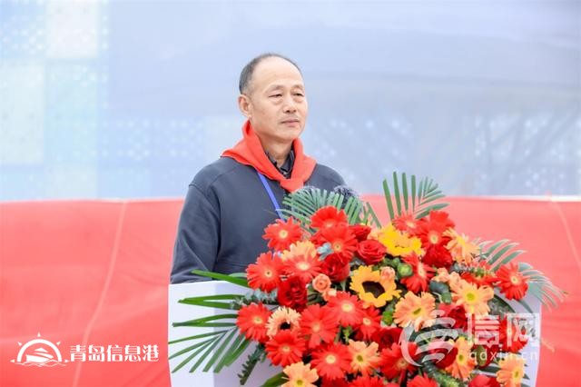 “大國(guó)重器”社會(huì)課堂 愛(ài)國(guó)主義教育航天展在青島金沙灘啤酒城開(kāi)幕