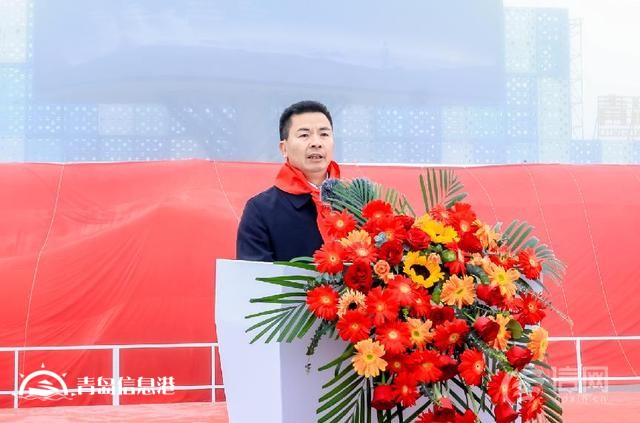“大國(guó)重器”社會(huì)課堂 愛(ài)國(guó)主義教育航天展在青島金沙灘啤酒城開(kāi)幕