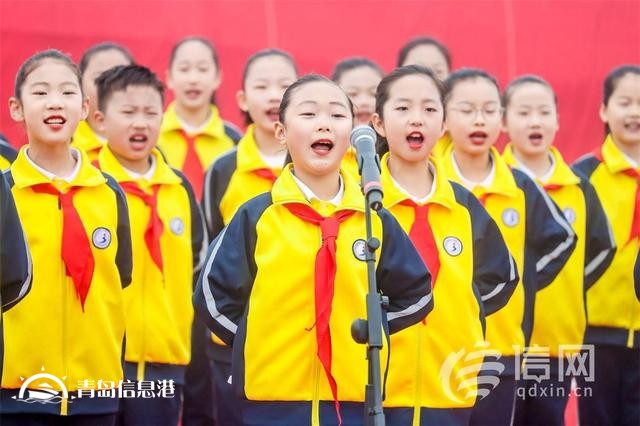 “大國(guó)重器”社會(huì)課堂 愛(ài)國(guó)主義教育航天展在青島金沙灘啤酒城開(kāi)幕