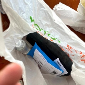 青島一民宿內(nèi)存有使用過的男性用品？ 店家稱住客故意碰瓷