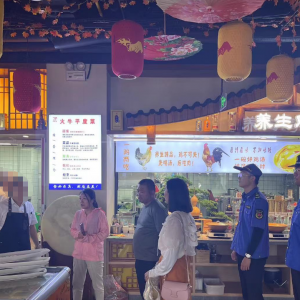 平度市東閣街道執(zhí)法中隊(duì)開展餐廚垃圾分類執(zhí)法檢查行動(dòng)，守護(hù)“舌尖上”的安全 ...