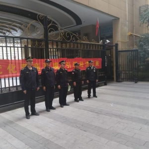 打通服務(wù)群眾“最后一公里” 李園街道綜合行政執(zhí)法中隊(duì) 推進(jìn)“城管進(jìn)社區(qū)” ...