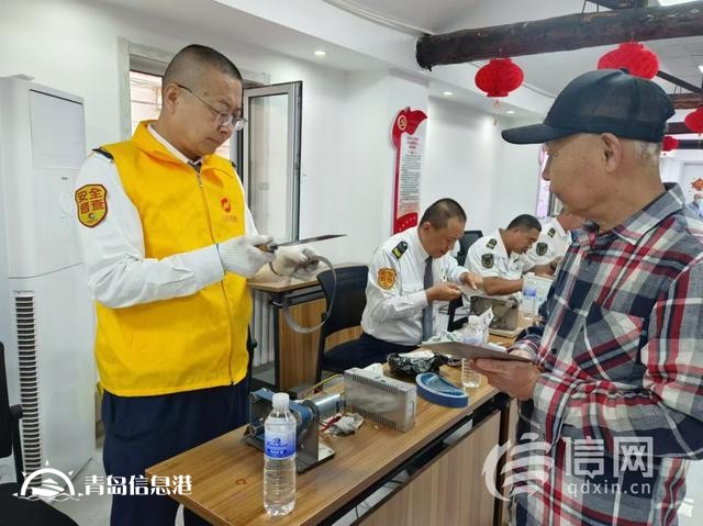 信新相映走進(jìn)唐山路社區(qū) 穿馬扎志愿者手把手給新成員傳授經(jīng)驗(yàn)