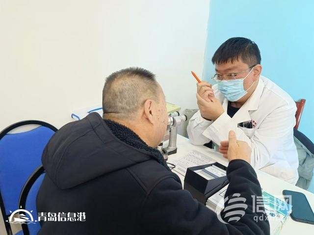 信新相映走進小港社區(qū) 冬季安全出行“干貨”送到居民身邊