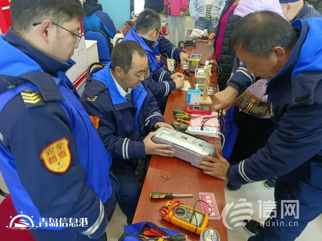 信新相映走進小港社區(qū) 冬季安全出行“干貨”送到居民身邊