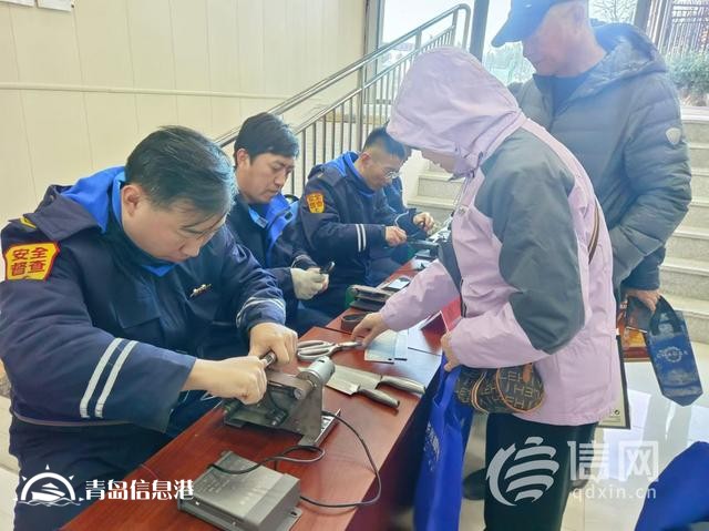 信新相映走進小港社區(qū) 冬季安全出行“干貨”送到居民身邊