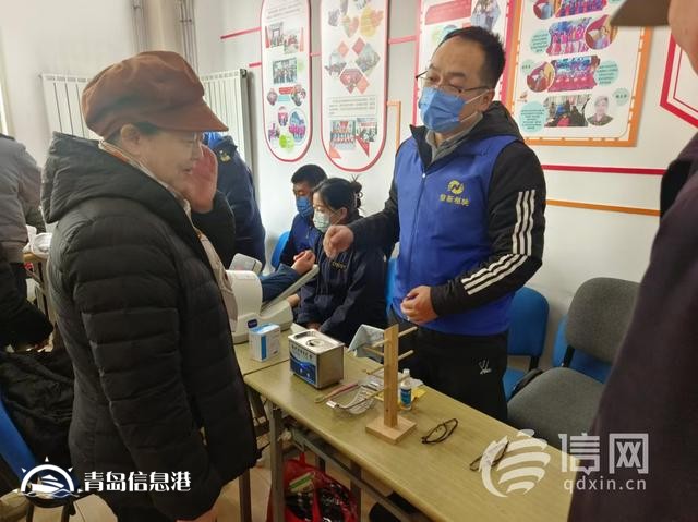信新相映走進海口路社區(qū) 磨刀工具再升級便民效率大提升