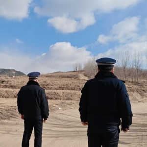 平度市東閣街道執(zhí)法中隊對隨意傾倒建筑垃圾“零容忍”，守護生態(tài)環(huán)境底線 ...