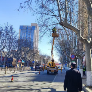 平度市東閣街道執(zhí)法中隊深化精細管理，嚴查擅自占用市政道路行為 ...