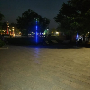 同和中隊(duì)：“信用+執(zhí)法”清理廣場(chǎng)夜間擺攤促和諧