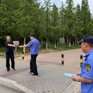 平度市東閣街道執(zhí)法中隊“信用+”整治不文明養(yǎng)犬，守護群眾出行安全 ...