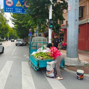 同和中隊(duì)：“信用+執(zhí)法”堅(jiān)守崗位護(hù)市容，執(zhí)法巡查顯擔(dān)當(dāng)