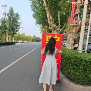 同和中隊:巡查廣告招牌，規(guī)整城市天際線
