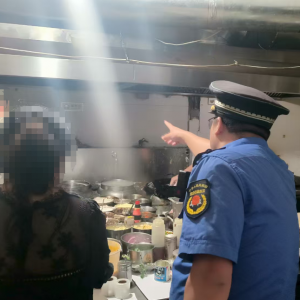 平度市東閣街道執(zhí)法中隊“信用+”整治油煙，凈化“煙火氣” ...